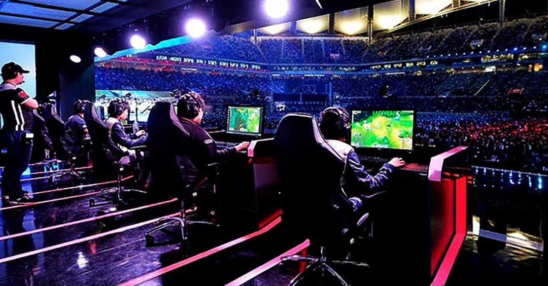 果断出手 果断出手