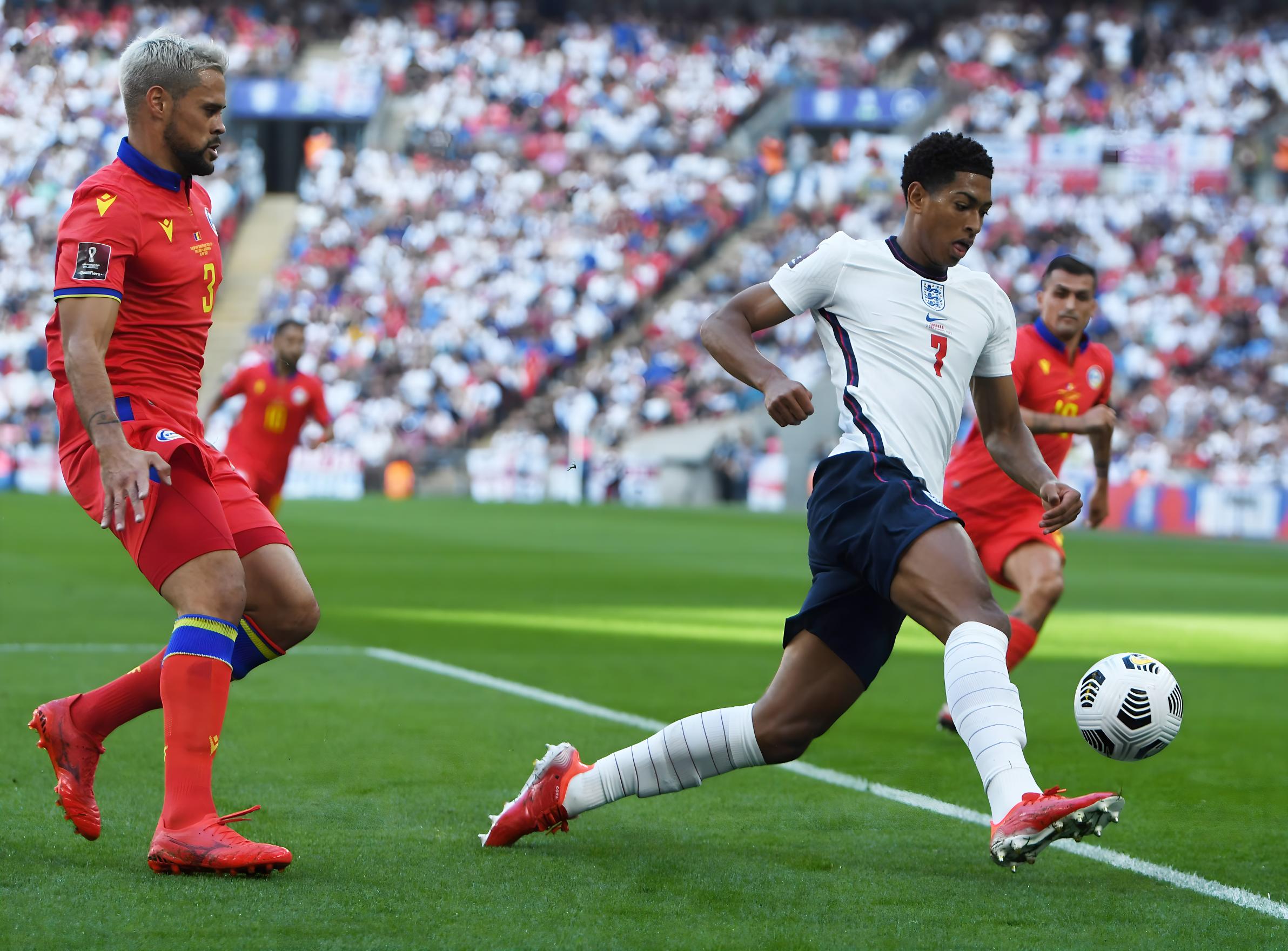 某和路某 某和路某